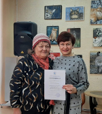 Студентам серебряного возраста вручили сертификаты об окончании компьютерных курсов